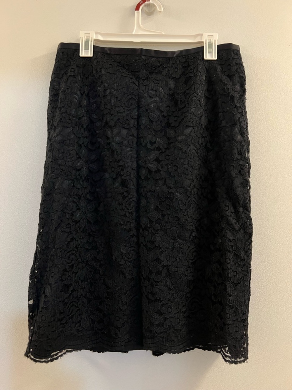 Ann Taylor Loft Floral Black LACE PENCIL SKIRT - Picture 13 of 13
